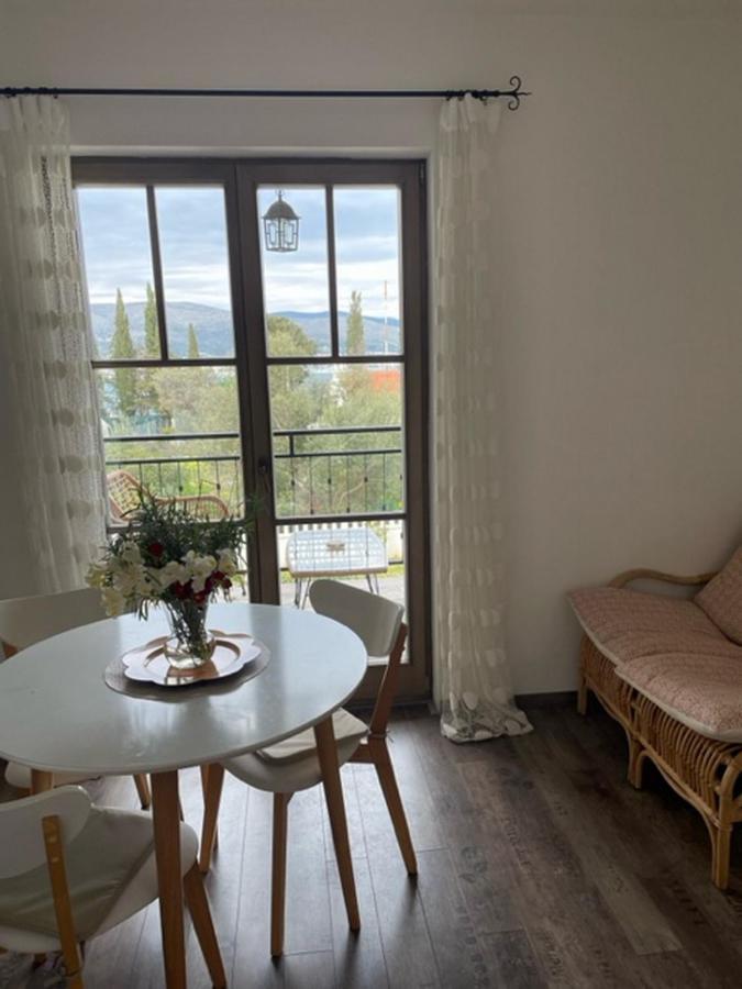 Apartments Villa Kameja Donji Okrug  Exteriör bild